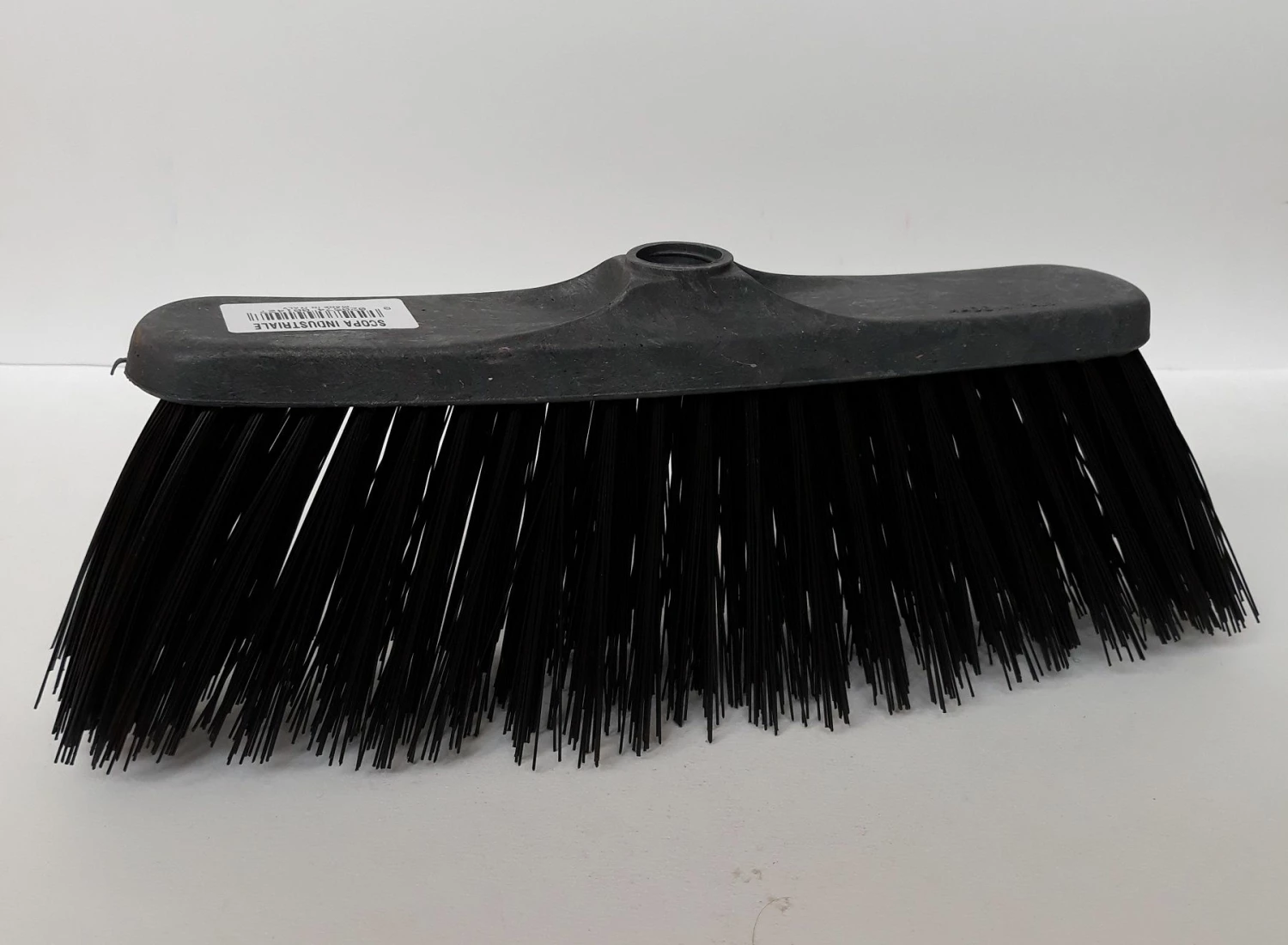 SCOPA INDUSTRIALE CON SETOLE RIGIDE 1 SCOPA INDUSTRIALE CON SETOLE RIGIDE