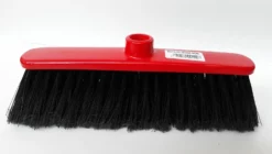 SCOPA CON SETOLE NERE 8 CM